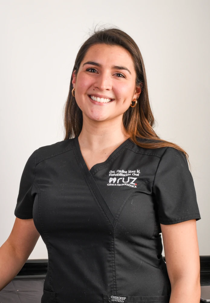 dra-paulina-mora-cirujano-dentista-rehabilitacion-oral